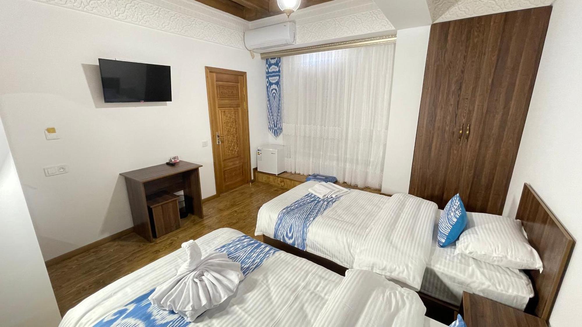Mahbubakhon Guest House In Old City Buchara Exteriör bild
