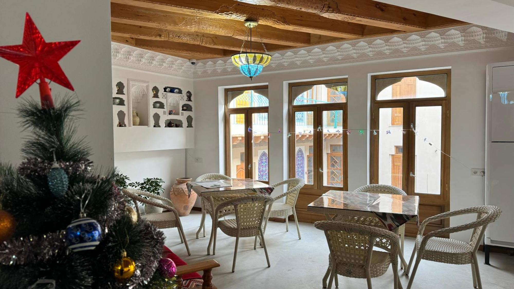 Mahbubakhon Guest House In Old City Buchara Exteriör bild
