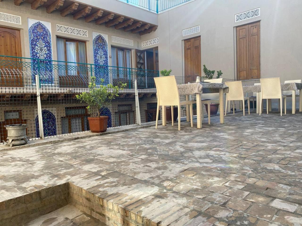 Mahbubakhon Guest House In Old City Buchara Exteriör bild